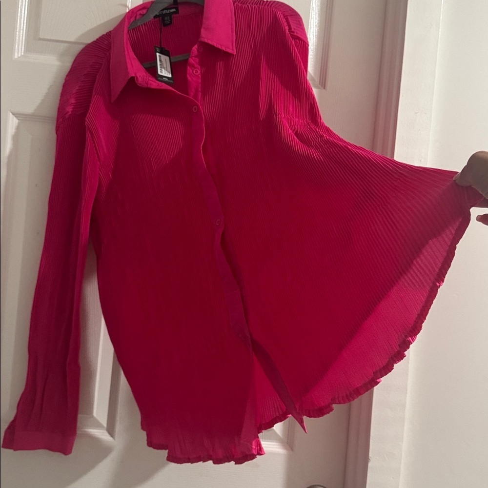 Women's Pink Button-Up Blouse petty little thing size 10 oversized - Picture 5 of 9